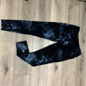 Sweaty Betty Power 7/8 Workout Leggings • Black and Blue Tie-Dye • Size Medium